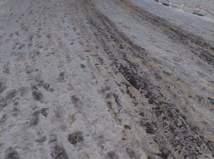 Мокрый снег и ледяной дождь с гололедицей на дорогах в Люберцах