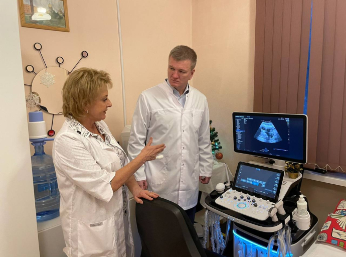Дмитрий Дениско в рамках партпроекта «Здоровое будущее» проверил медоборудование в Люберецком роддоме