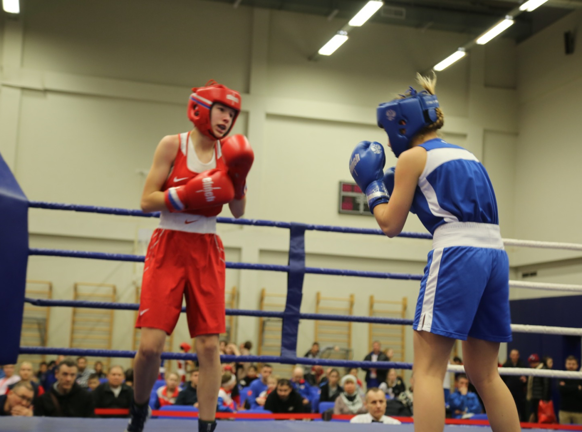 Около 200 спортсменок участвуют во всероссийских соревнованиях по боксу в Люберцах 