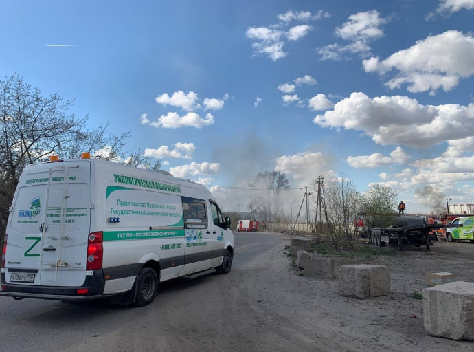 Горели автопокрышки в Машково Люберецкого округа 22 апреля