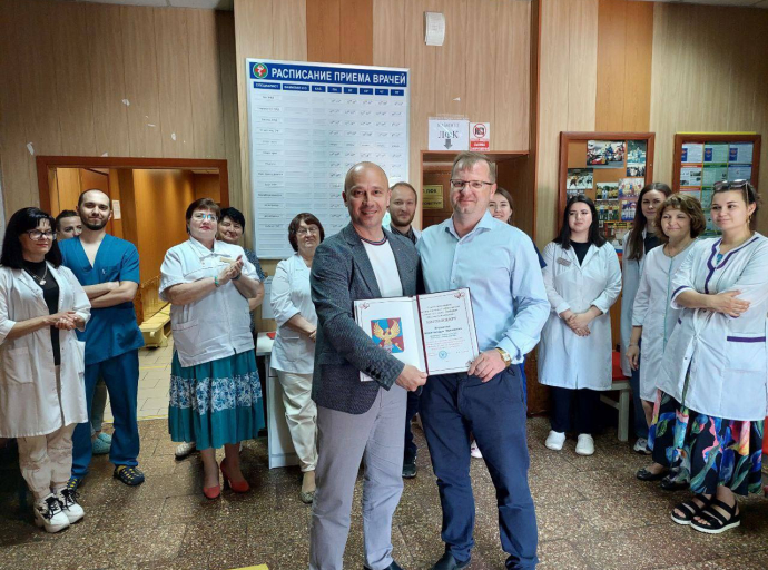 Владимир Сурков поздравил люберецких медиков