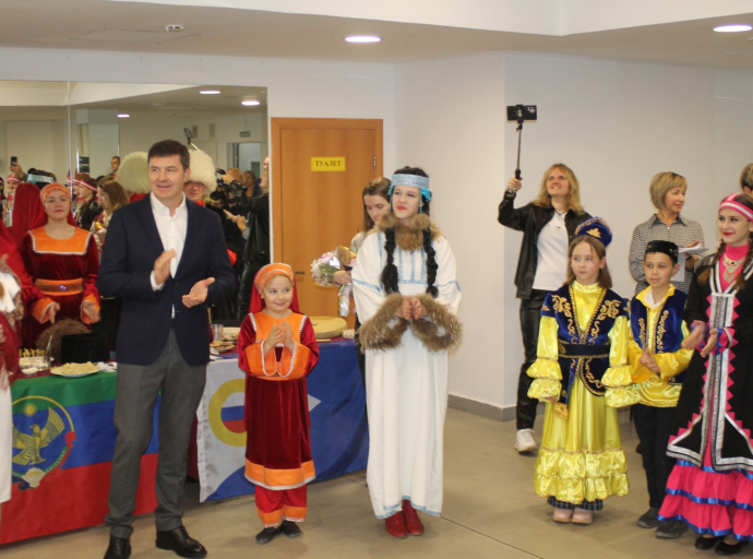День народного единства отметили в Люберцах расцветием многонациональной культуры