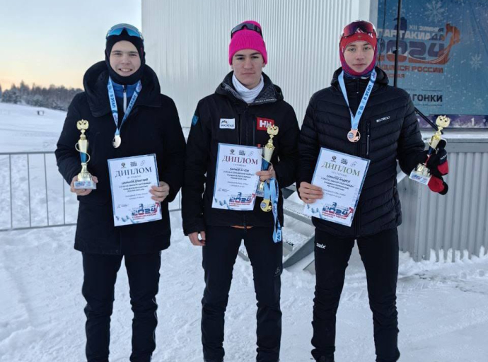 Лыжник Артем Барков из Люберец победил на этапе Спартакиады учащихся России