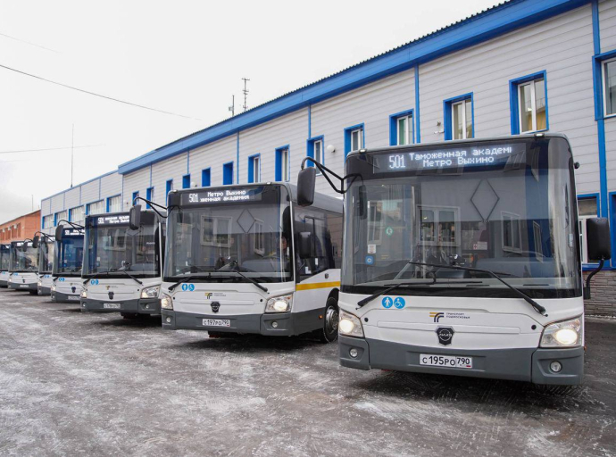 Десять новых автобусов поступили в автоколонну Люберец