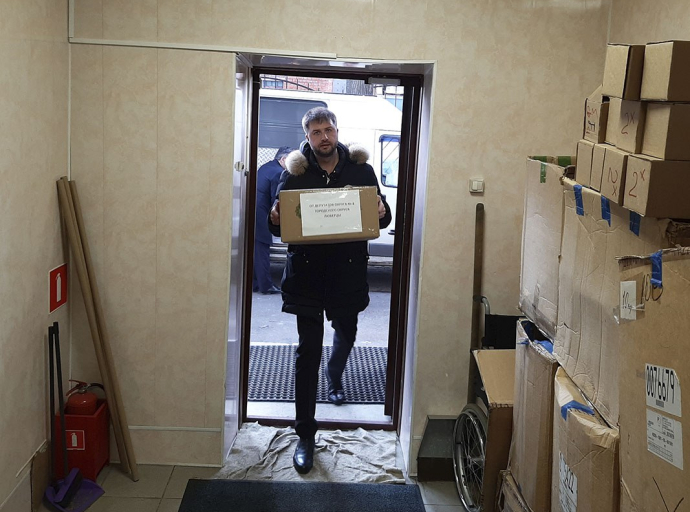 Люберецкие депутаты передали гуманитарную помощь для отправки в зону СВО