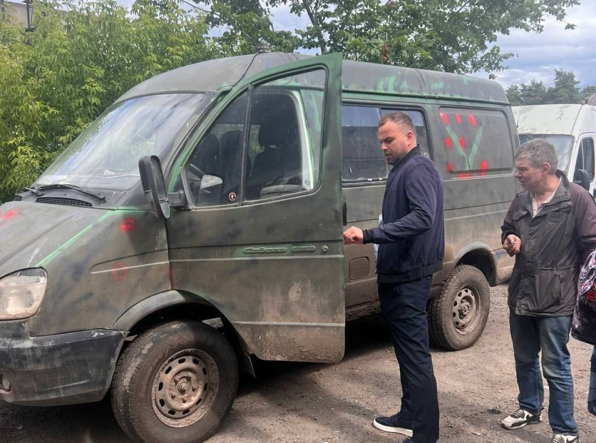 Депутат в Люберцах оказал помощь в ремонте автомобиля из зоны СВО