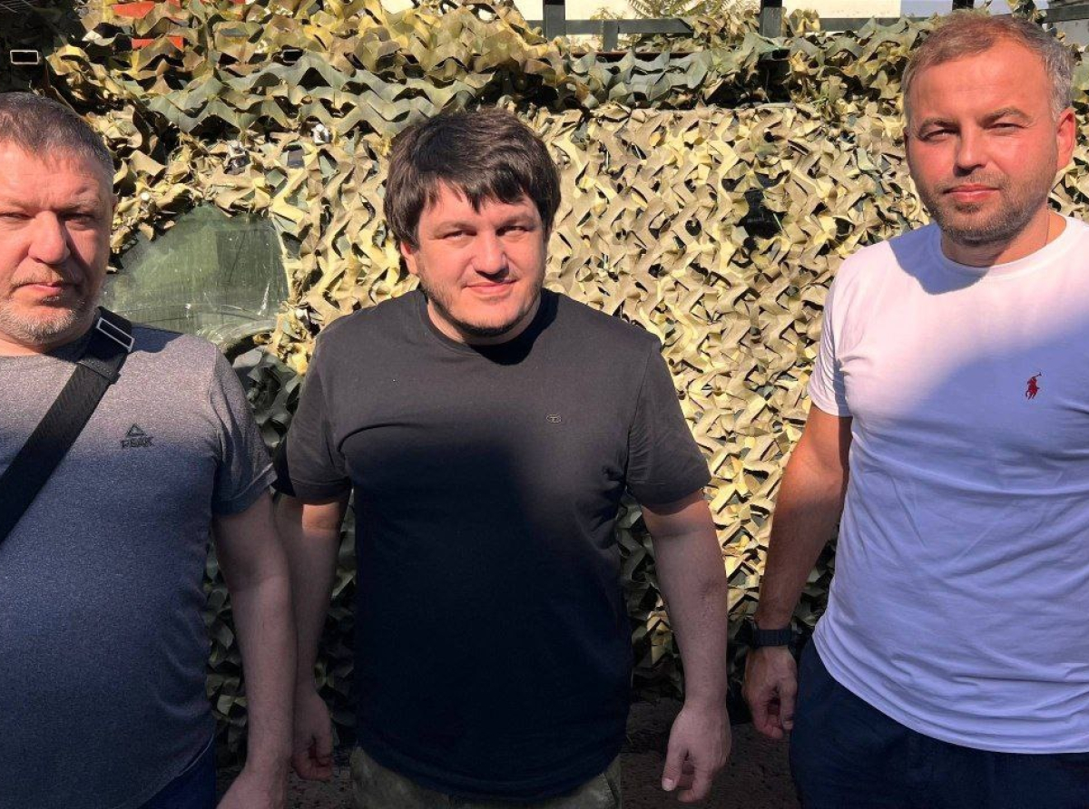 Депутат из Люберец передал командиру «Пятнашки»  автомобиль с бронезащитой
