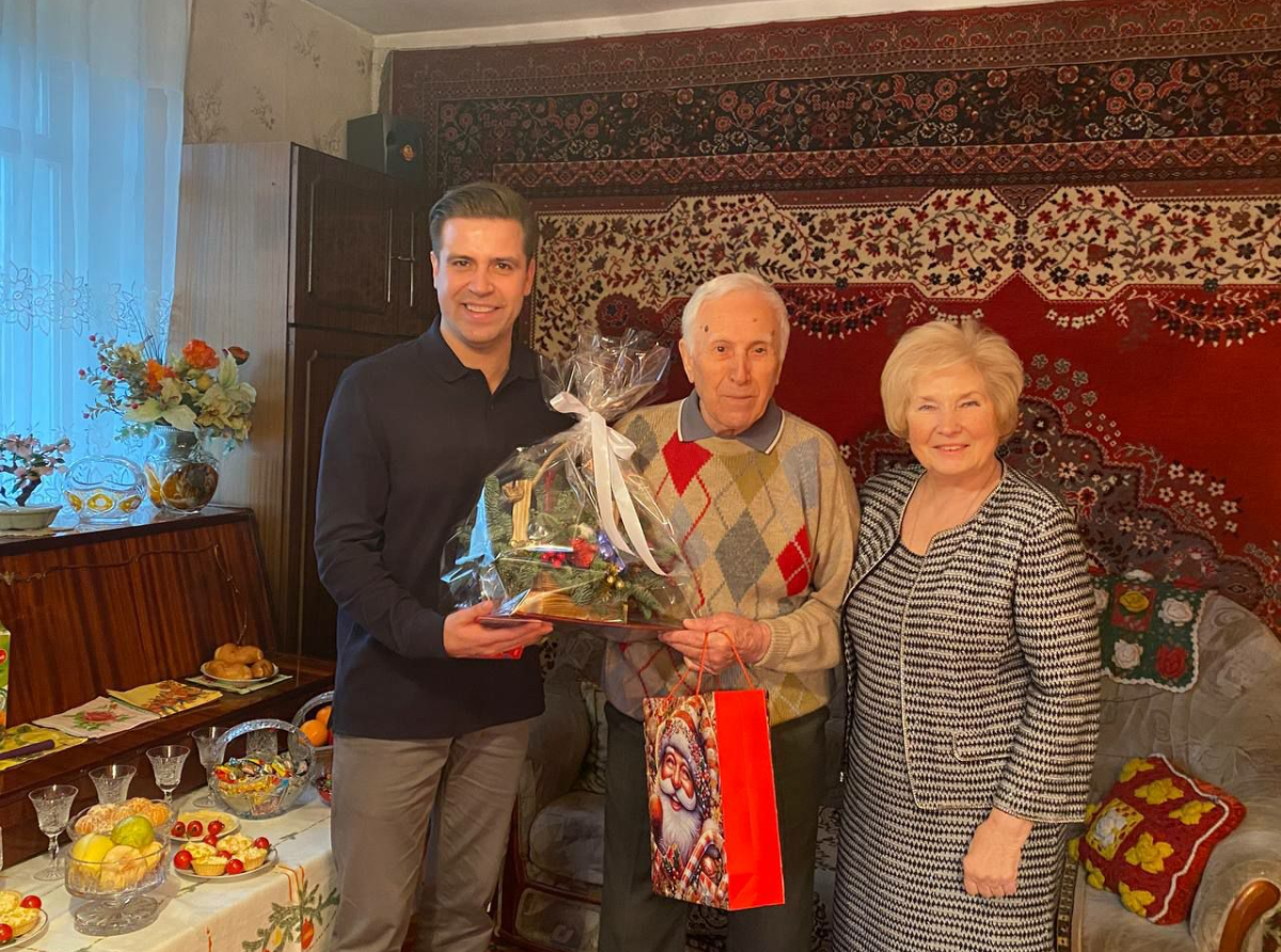 Почетного гражданина Люберец, ветерана ВОВ Николая Цветкова поздравили с Новым годом