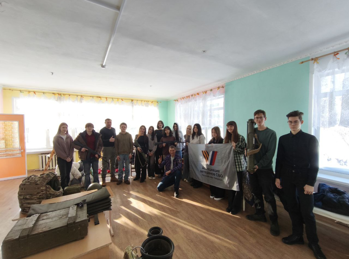  «Урок мужества» для школьников Люберец провели ветераны СВО