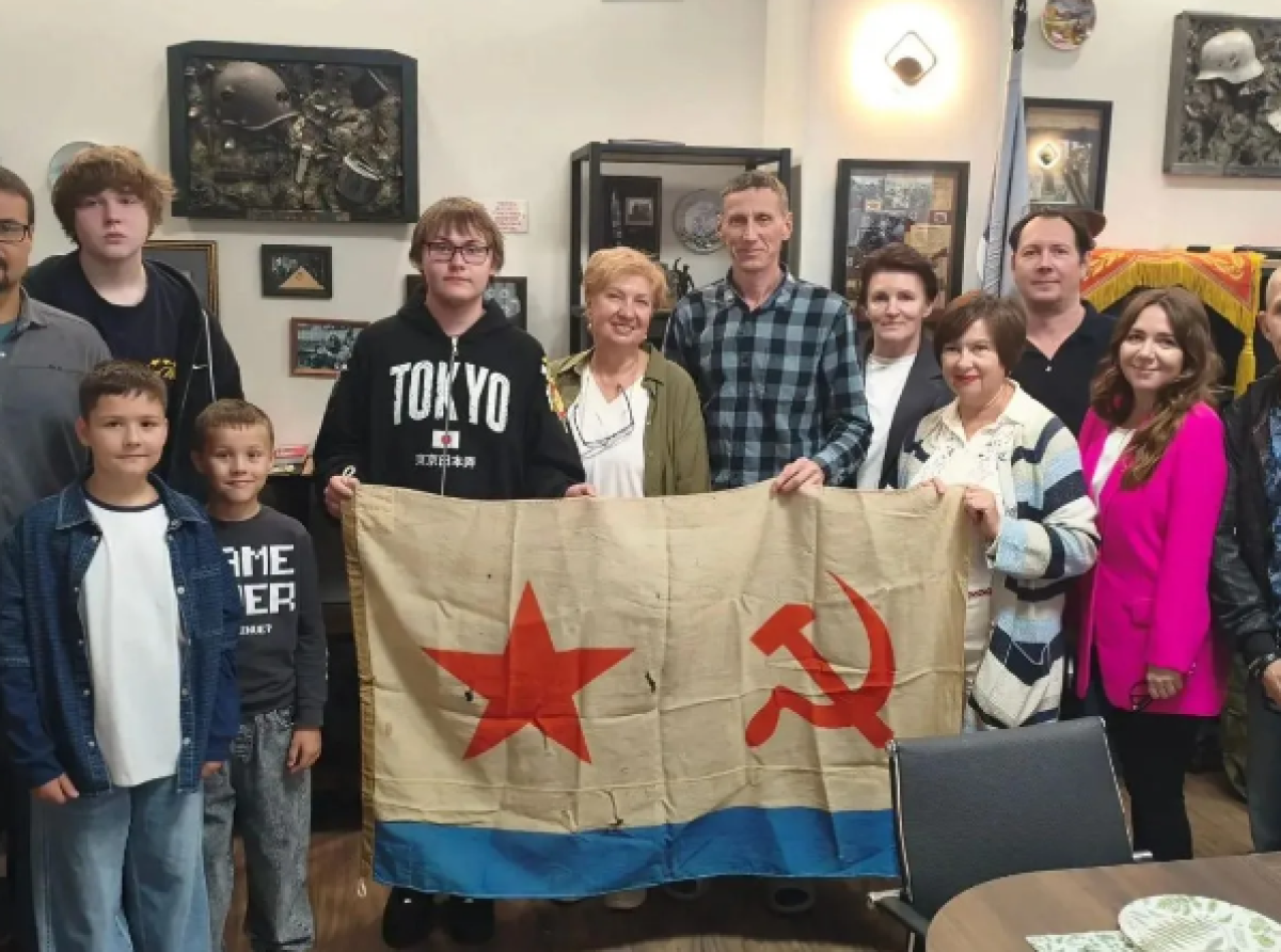 Генератор бойцам СВО передали предприниматели Люберец